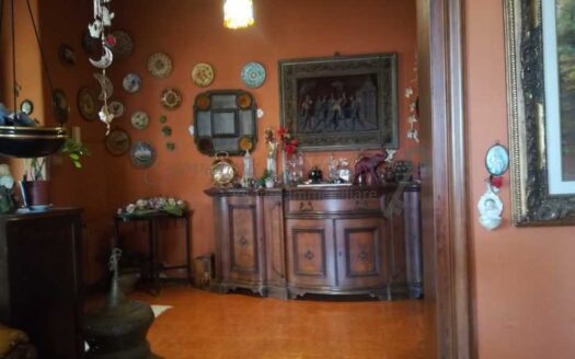 Vendita villa con cortile e giardino da ristrutturare San Giovanni La Punta Trappeto Giovanna Nicolosi Agenzia Immobiliare